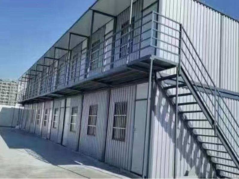 湛江集装箱,湛江住人集装箱,湛江木纹箱平板箱,湛江移动厕所,湛江工地围挡,湛江大波浪,湛江打包箱