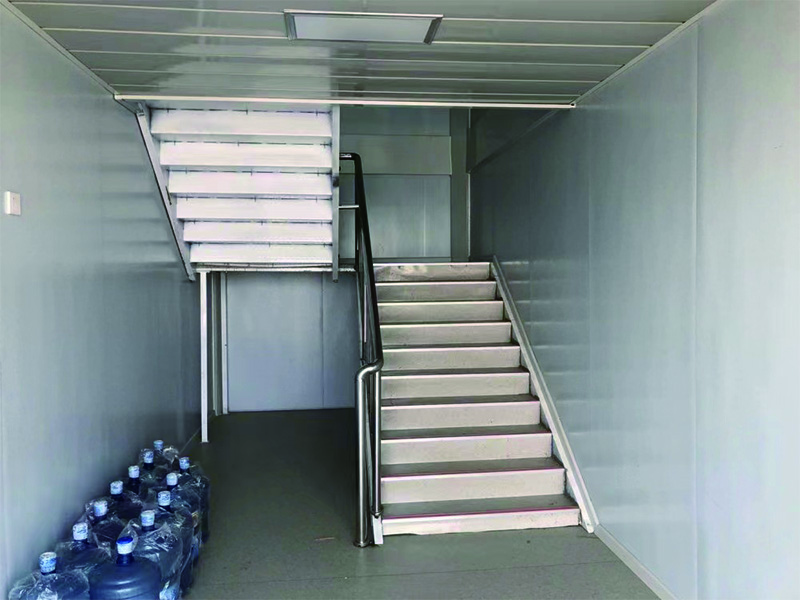 湛江集装箱,湛江住人集装箱,湛江木纹箱平板箱,湛江移动厕所,湛江工地围挡,湛江大波浪,湛江打包箱