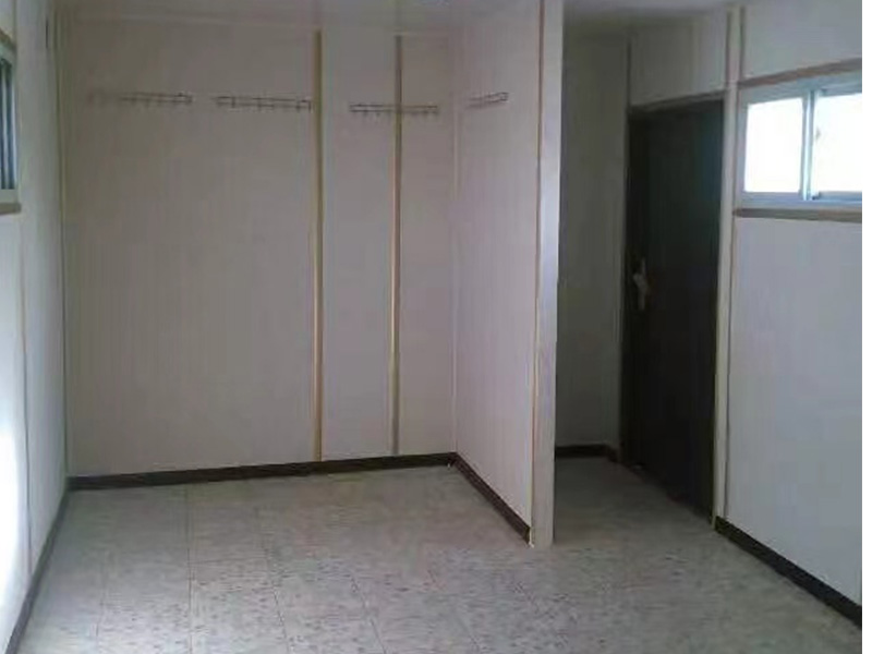 湛江集装箱,湛江住人集装箱,湛江木纹箱平板箱,湛江移动厕所,湛江工地围挡,湛江大波浪,湛江打包箱